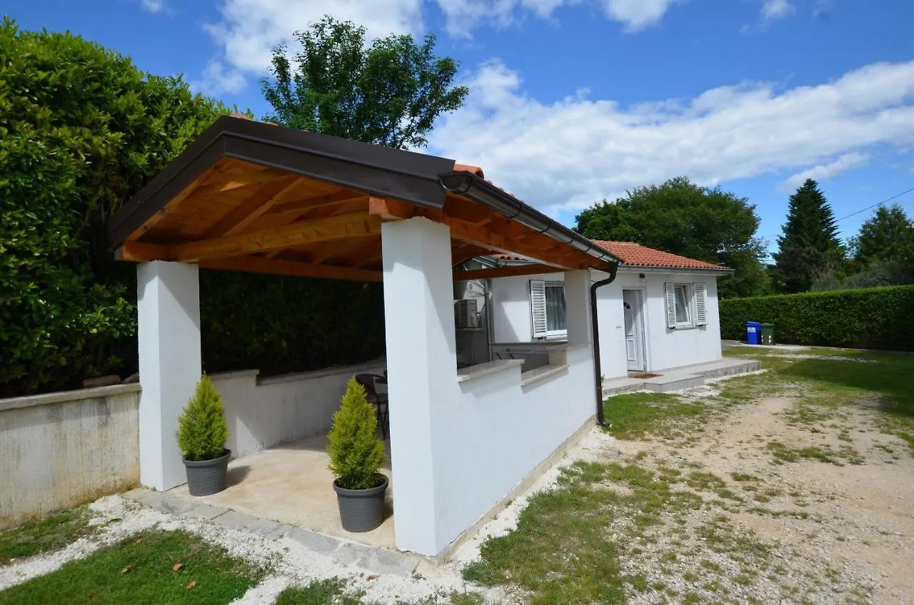 Zminj Apartments Croatia