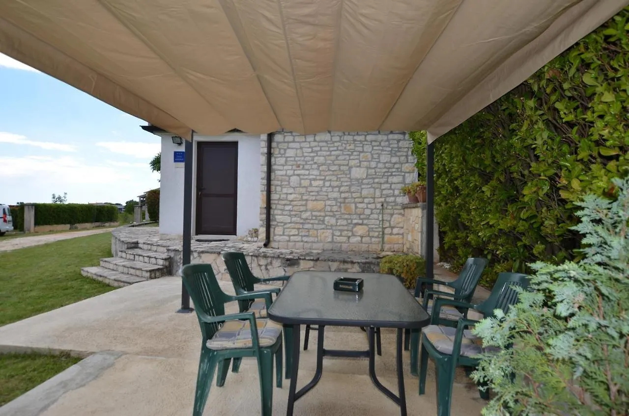 Zminj Apartments 0*,  Croatia