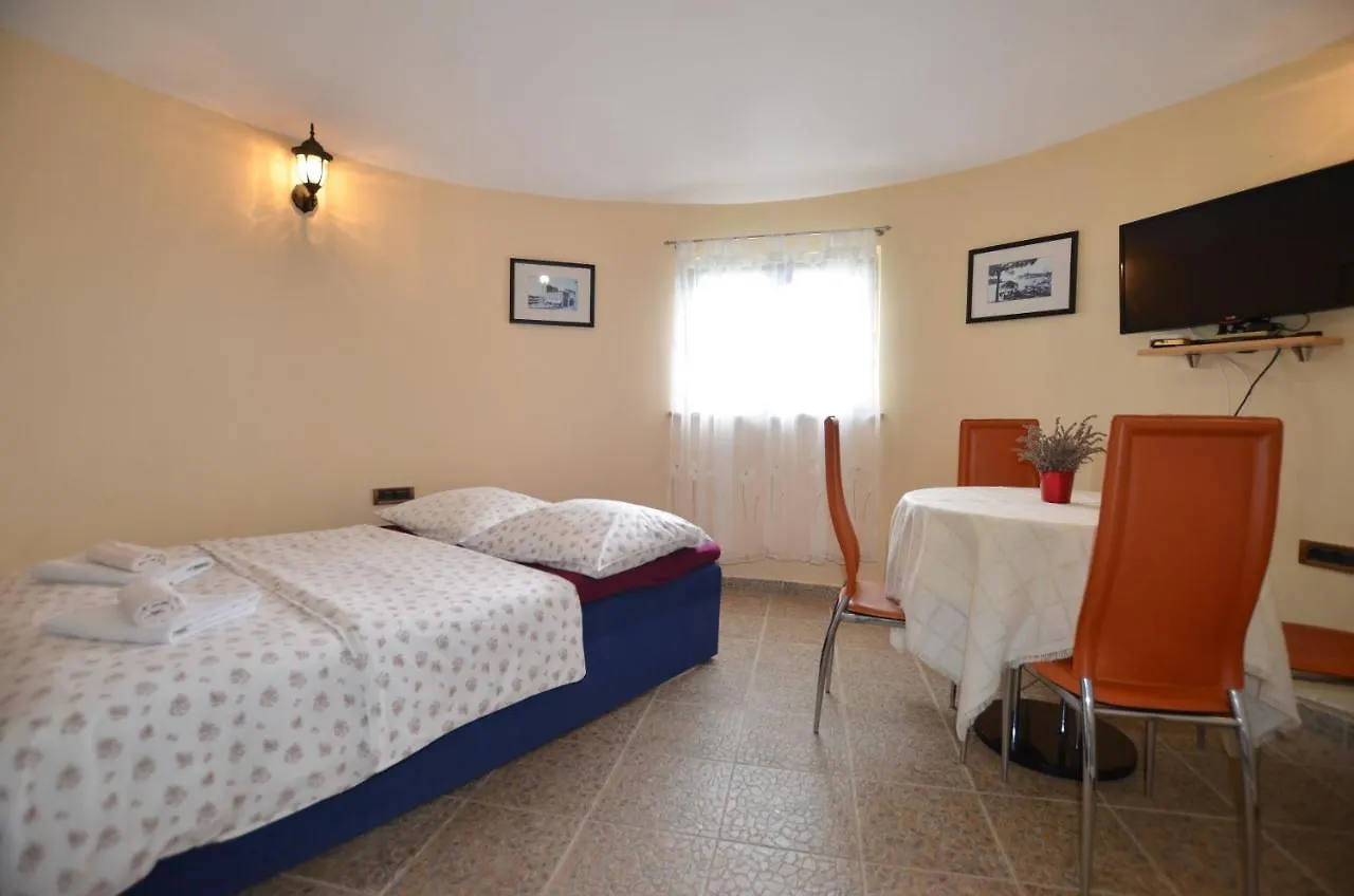Zminj Apartments Croatia