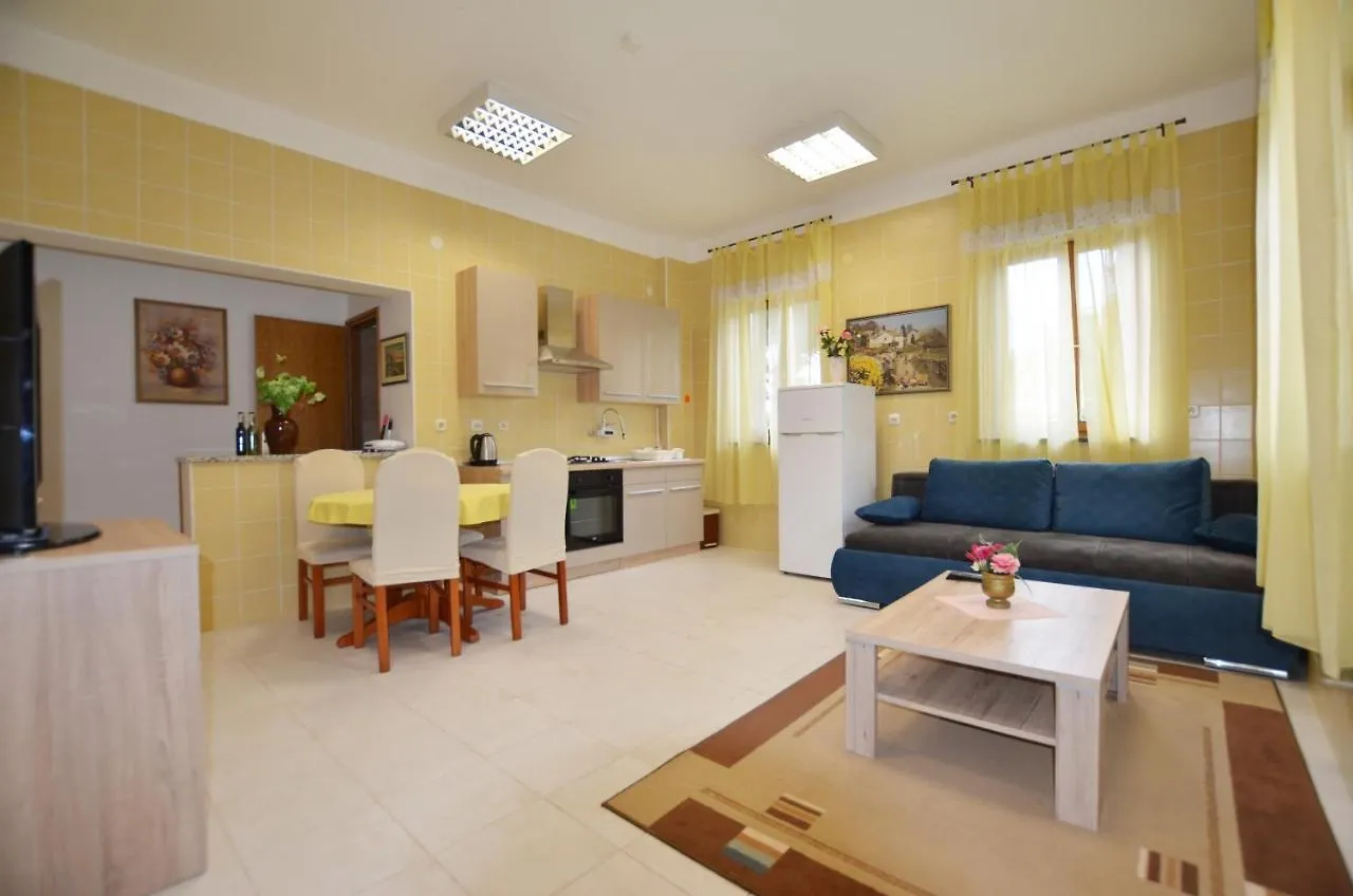 Zminj Apartments Croatia